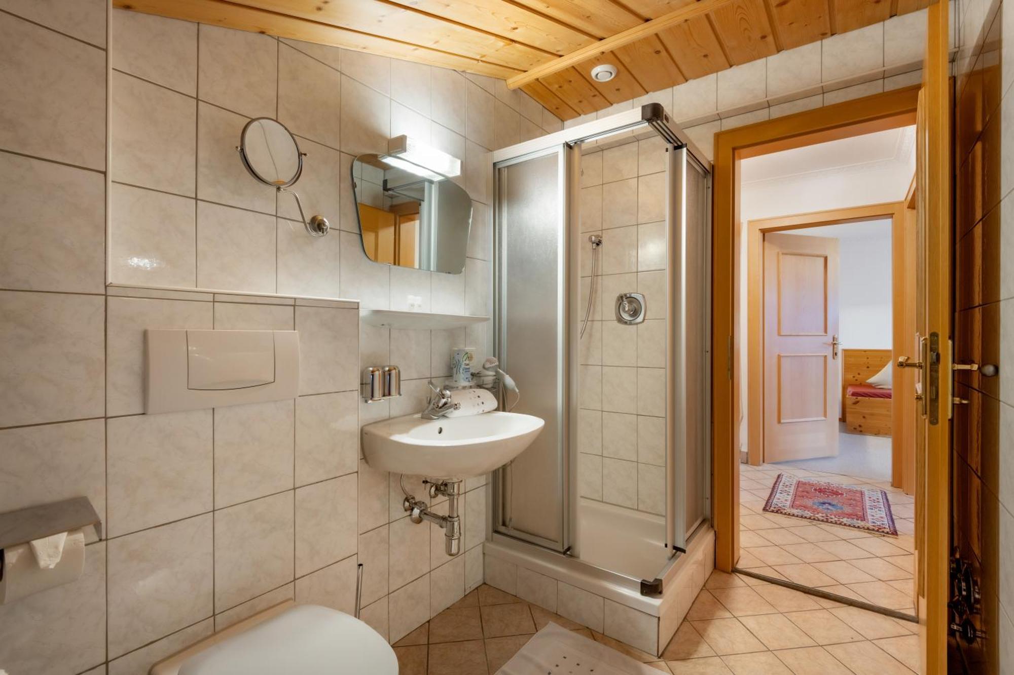 Appartement Haus Schroll à Ried im Zillertal Extérieur photo