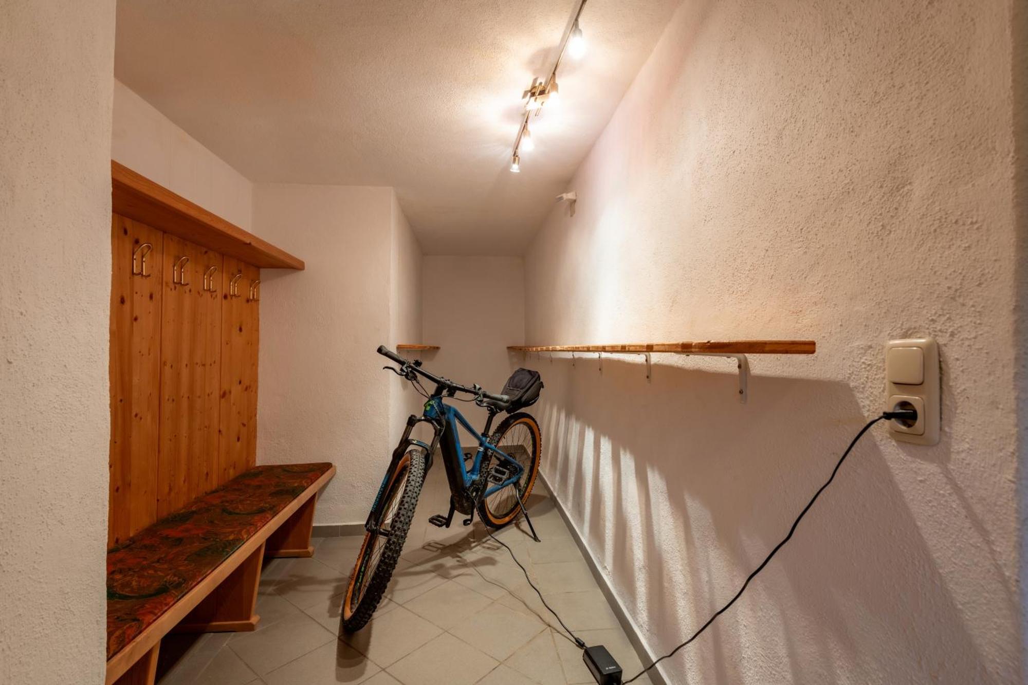 Appartement Haus Schroll à Ried im Zillertal Extérieur photo