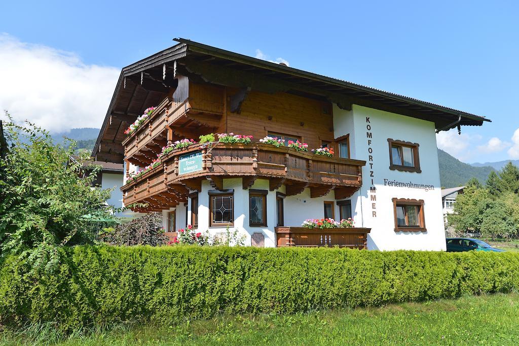 Appartement Haus Schroll à Ried im Zillertal Extérieur photo