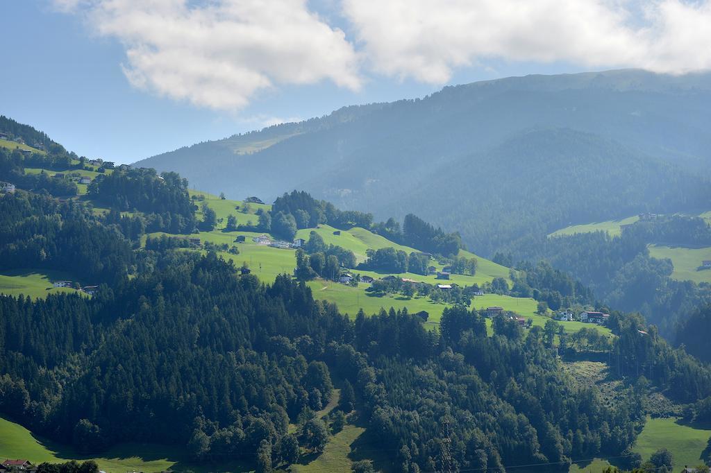 Appartement Haus Schroll à Ried im Zillertal Extérieur photo