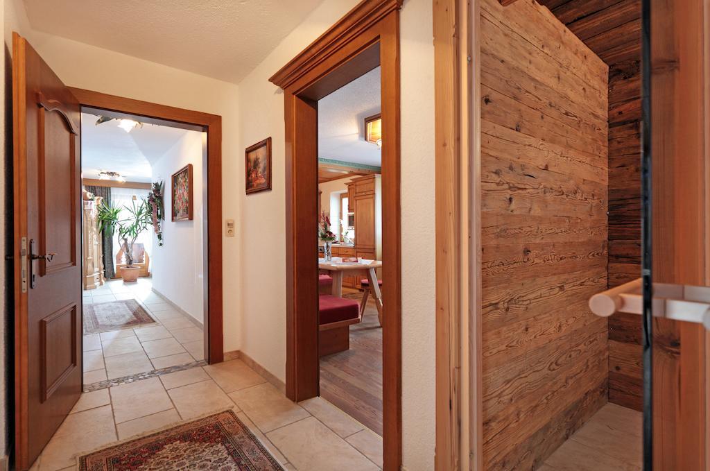 Appartement Haus Schroll à Ried im Zillertal Extérieur photo